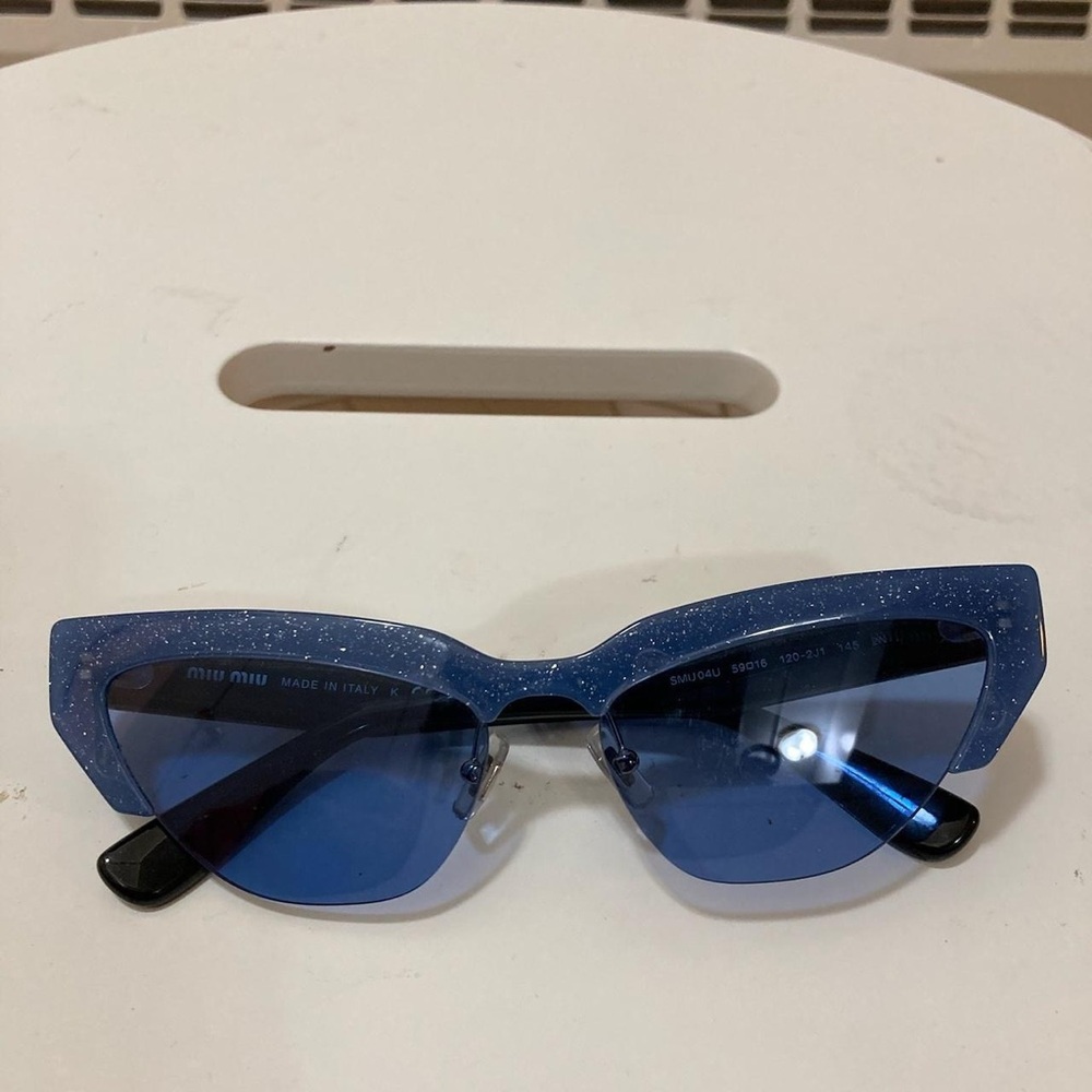 Miu Miu sunglasses✨